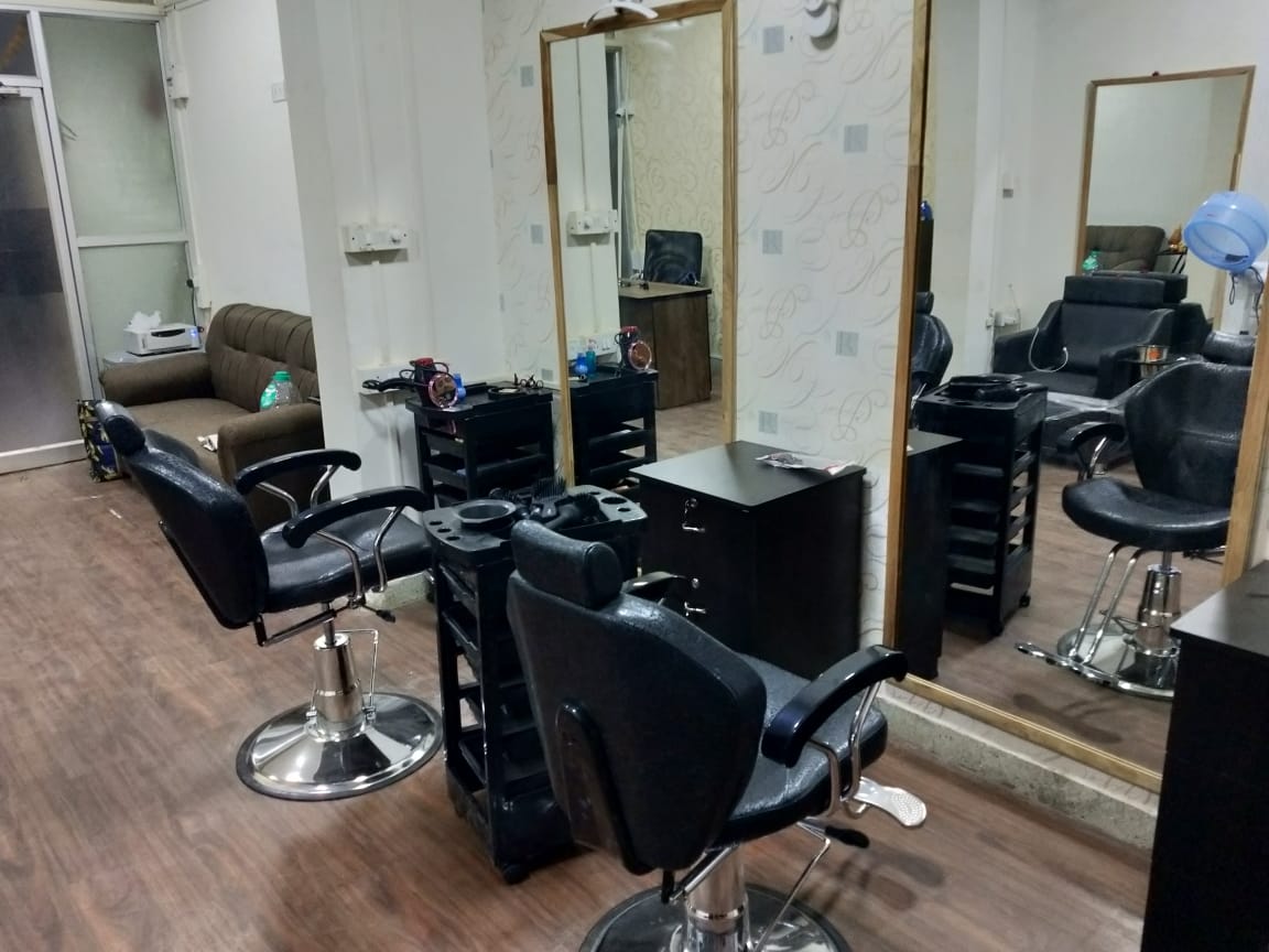 Salon Image